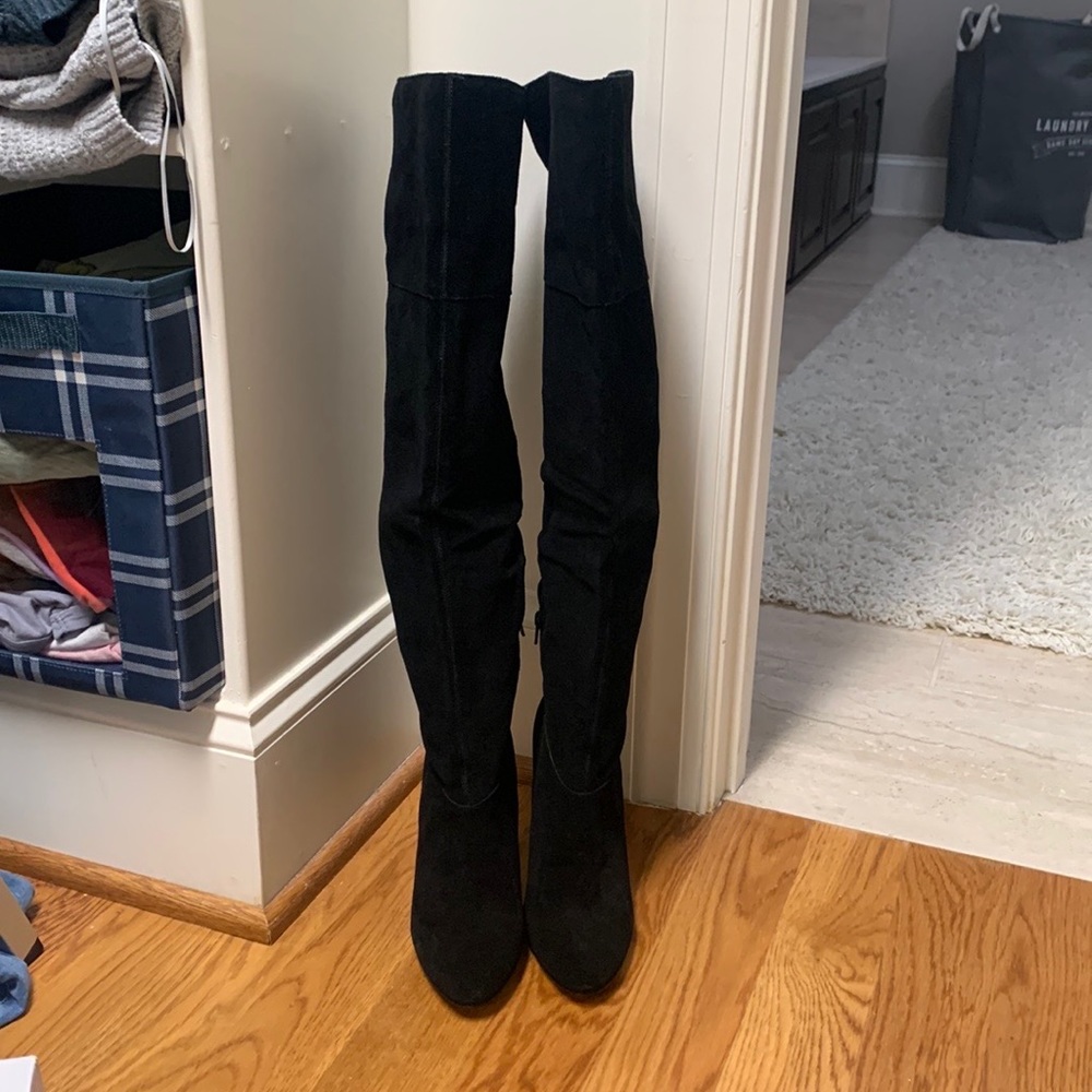 Suede boots - Picture 4 of 9
